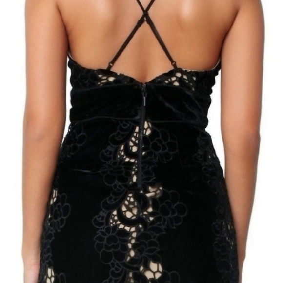 Saylor Rogan for Free People black velvet mini dress. - Picture 5 of 8